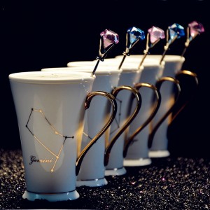 12 Constellations Mug Fashion Drawing Gold Decal Bone China Porcelain Coffee Mugs Creative With Crystal Spoon Zodiac Ceramic Cup